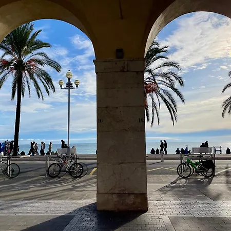 2 Pieces Dans Le Vieux - A 3 Min De La Et Du Celebre Cours Saleya Appartement Nice